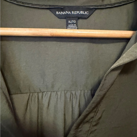 Banana Republic Olive Green Blouse - Picture 4 of 5